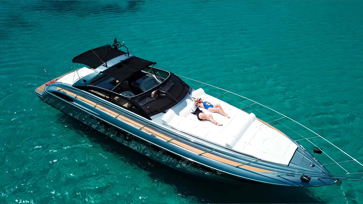 Аренда моторной яхты Princess V55 на Миконосе, Греция